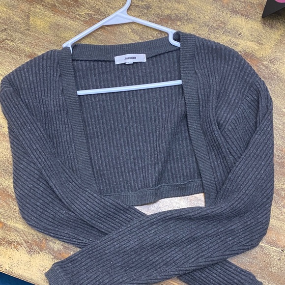 Joah Brown Cropped Sweater - Picture 1 of 4